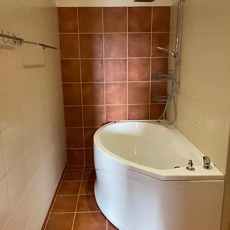 Spacious 3-bedroom With Sauna *